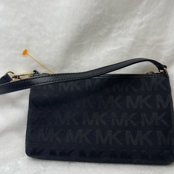 Michael Kors black canvas wristlet - Picture 3 of 9